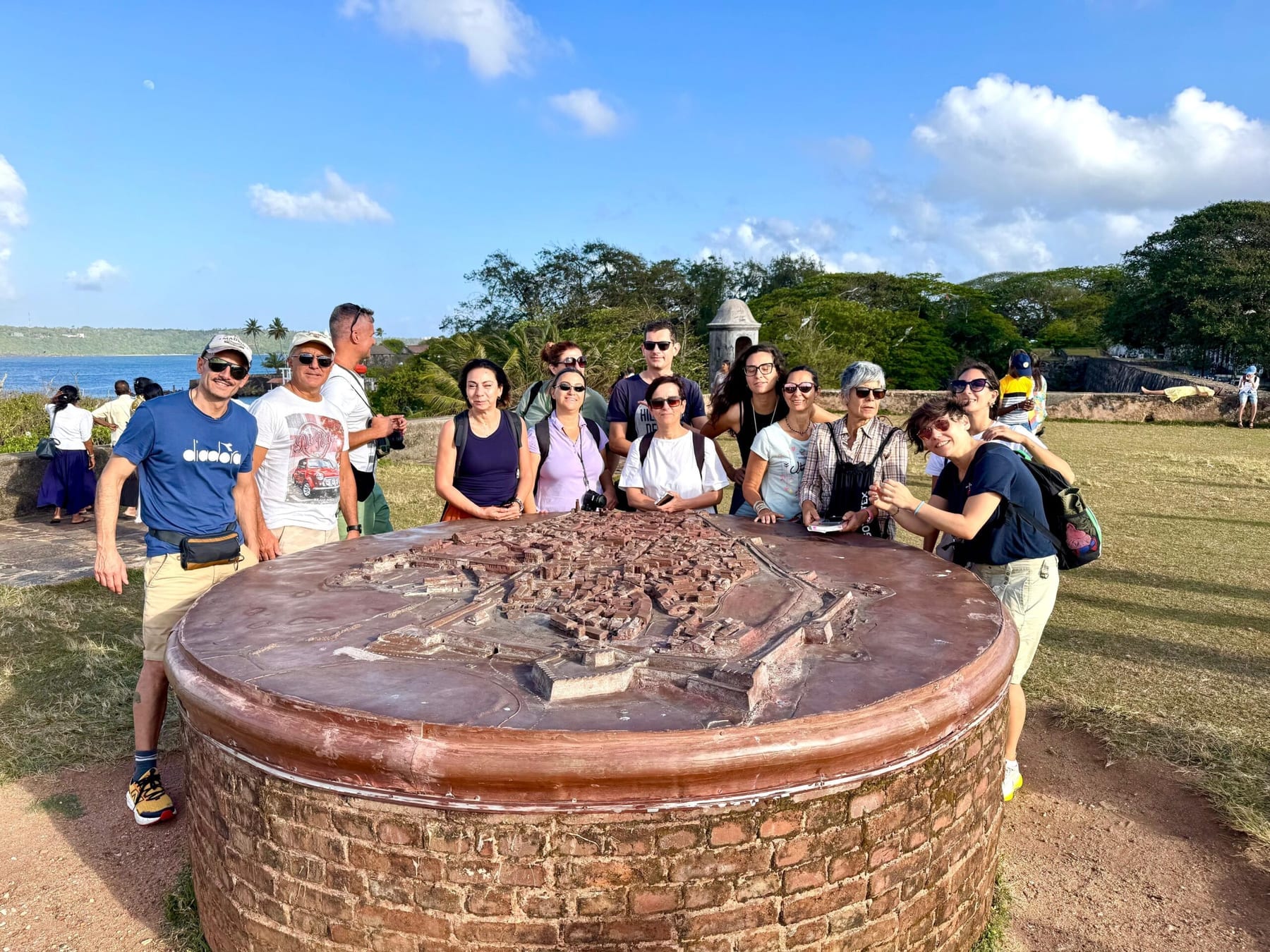 Travellers exploring Sri Lanka with Aloy's Travel Services