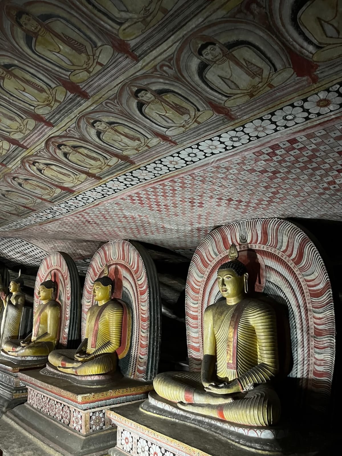 Cave Shrine Buddhas, Dambulla — Dambulla, Sri Lanka